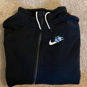 Nike Sz XL Black Sweatshirt [no hood] with Floral Accents — Used Like New
